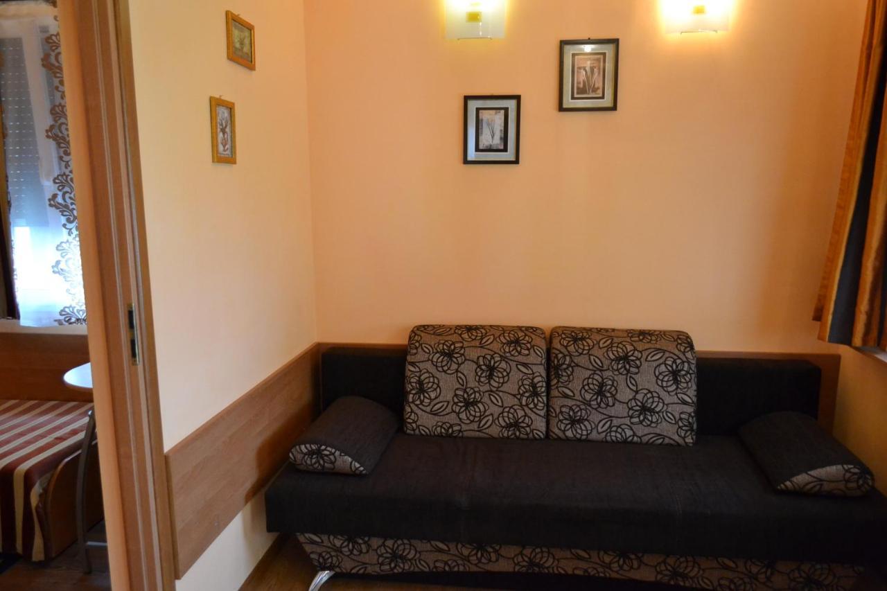 "Vanilla" Pokoje I Apartamenty Nad Brzegiem Jeziora Окунинка Екстериор снимка