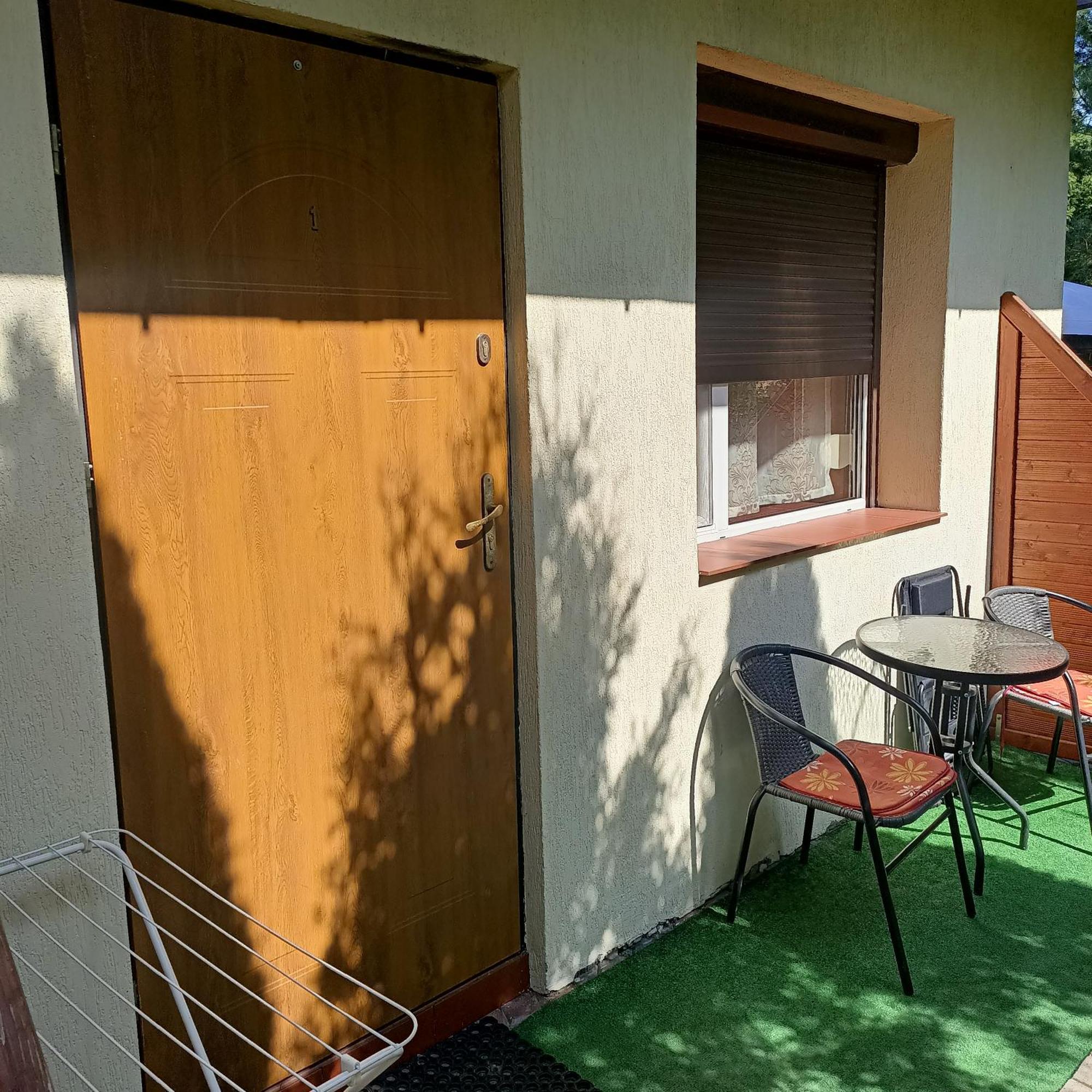 "Vanilla" Pokoje I Apartamenty Nad Brzegiem Jeziora Окунинка Екстериор снимка