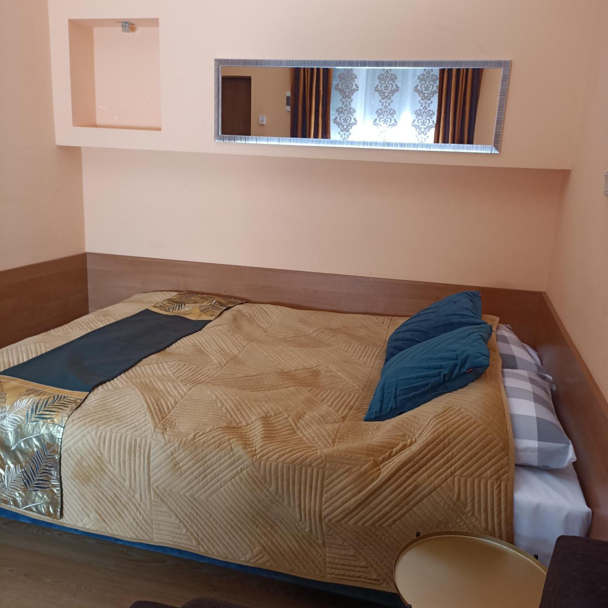 "Vanilla" Pokoje I Apartamenty Nad Brzegiem Jeziora Окунинка Екстериор снимка