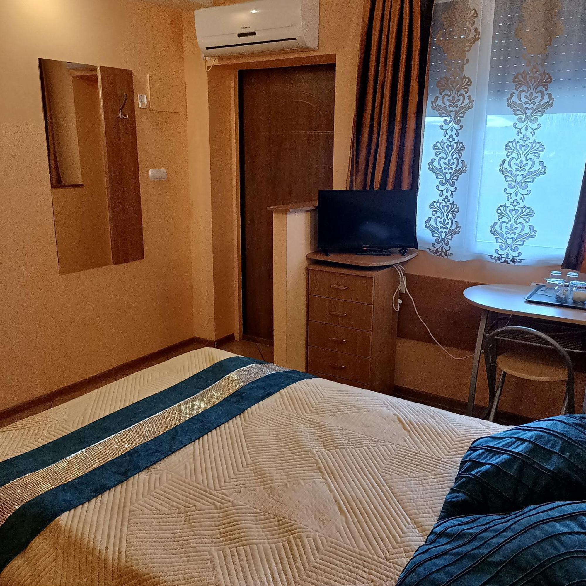 "Vanilla" Pokoje I Apartamenty Nad Brzegiem Jeziora Окунинка Екстериор снимка