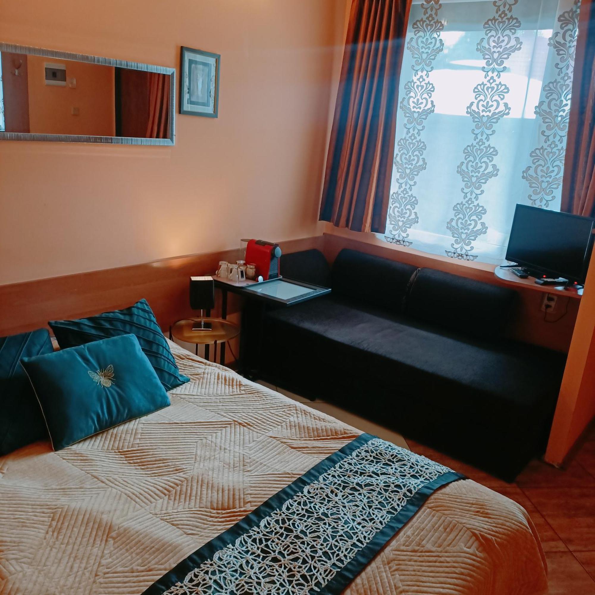 "Vanilla" Pokoje I Apartamenty Nad Brzegiem Jeziora Окунинка Екстериор снимка